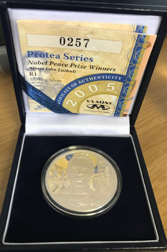 2005 R1 SILVER PROTEA 'ALBERT LUTHULI' PROOF
